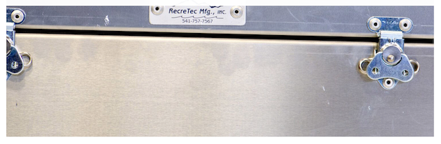 RecreTec Latch in Dry Box with Foam Top