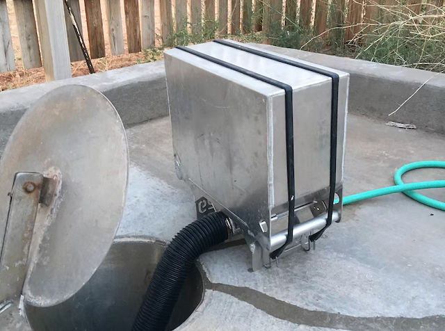 SDG River Gear Toilet System